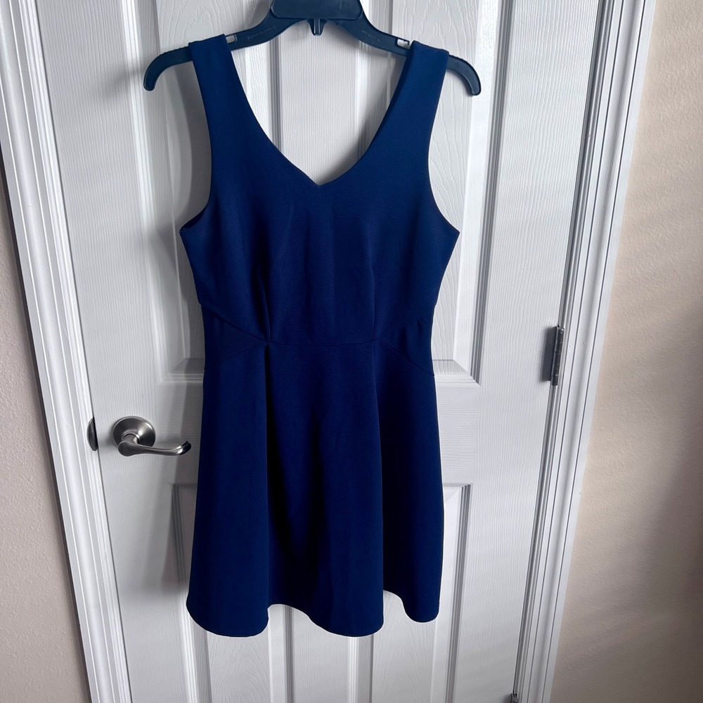 Monteau Los Angeles Navy Blue Ribbed‎ V-Neck Skater Dress Sleeveless Medium